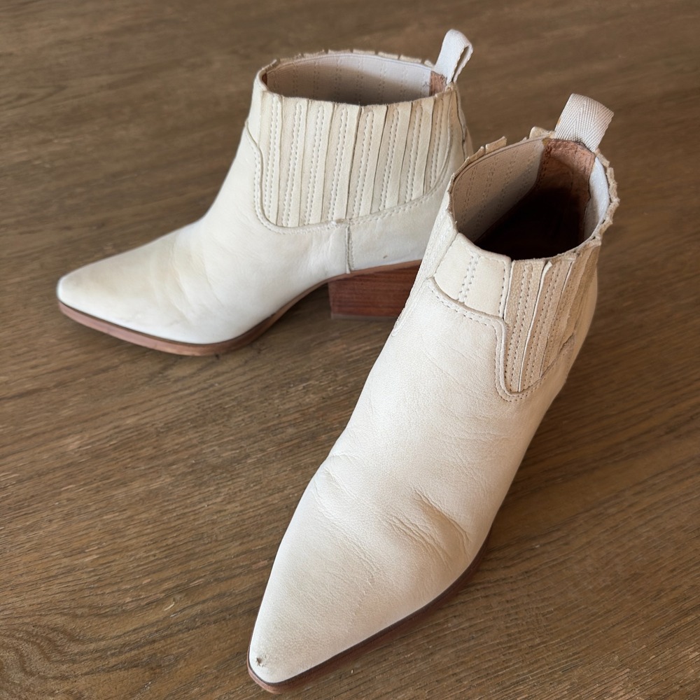Sarto By Franco Sarto Lasso Ankle Point ToeBootie-Cream Nubuck Leather-Size US 7